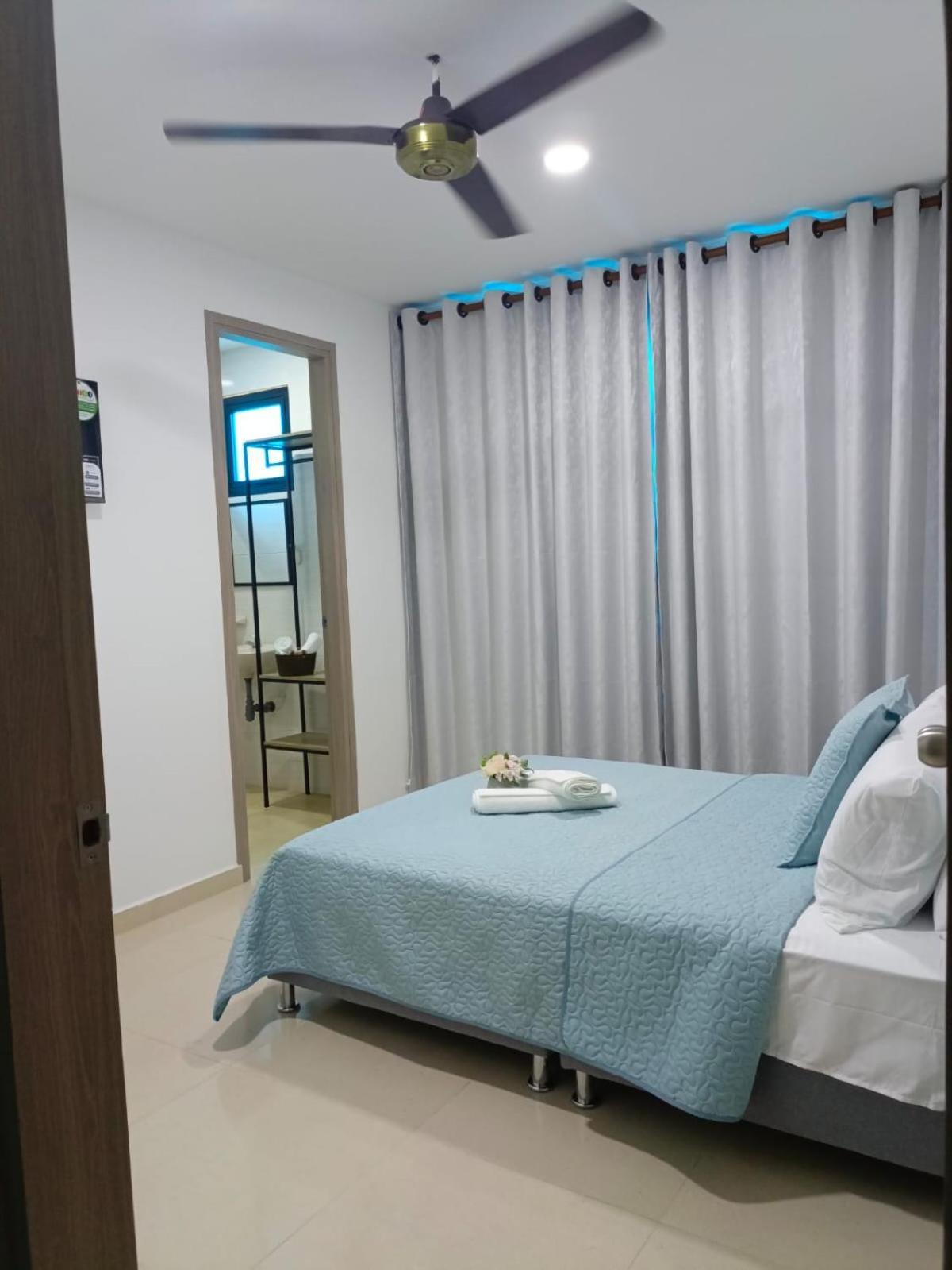 Fr Dreams Hotel